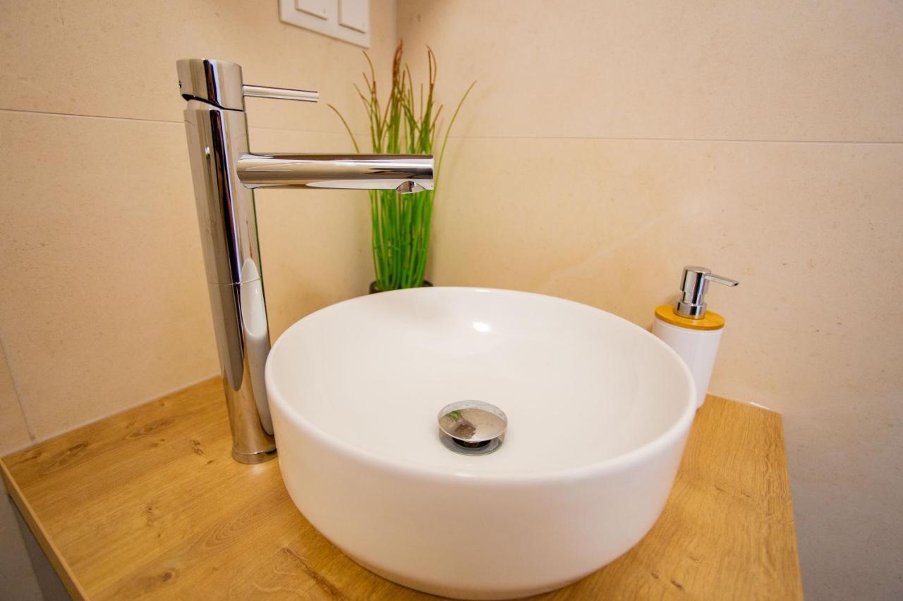 Exclusive Penthouse Old Town With Sauna And Jacuzzi 모스타르 외부 사진