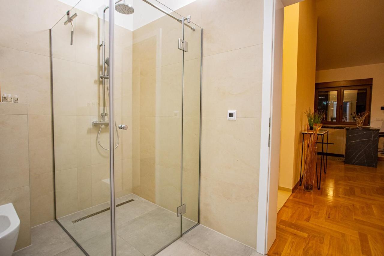 Exclusive Penthouse Old Town With Sauna And Jacuzzi 모스타르 외부 사진